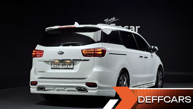 Kia CARNIVAL 9-Seater Noblesse Special купить на сайте DeffCars