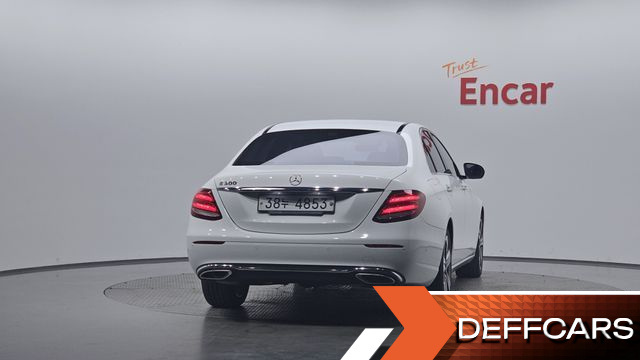 Mercedes E-CLASS E300 Avantgarde купить на сайте DeffCars