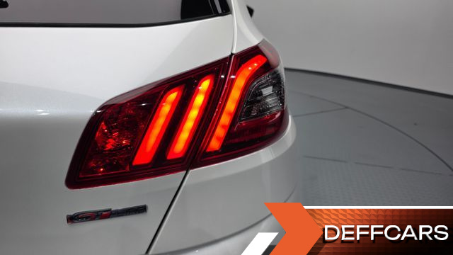 Peugeot 308 1.5 BlueHDi GT Line купить на сайте DeffCars