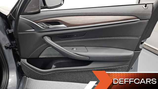 BMW 5-SERIES 530i xDrive Luxury купить на сайте DeffCars