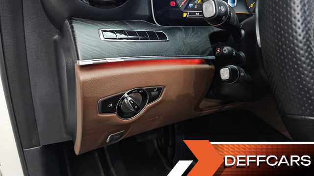 Mercedes E-CLASS E300 4MATIC Avnatgarde купить на сайте DeffCars