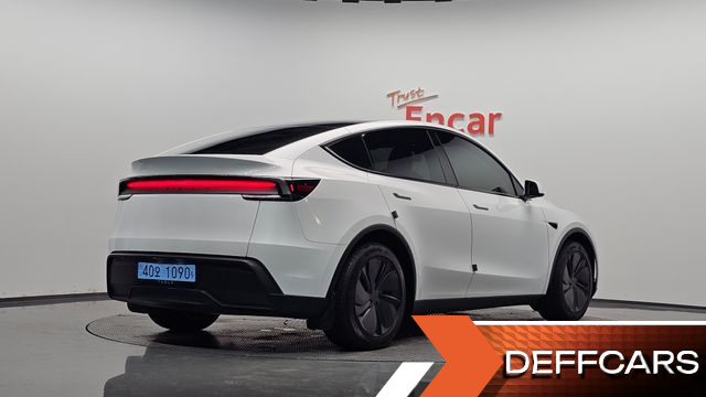 Tesla MODEL Y Premium RWD купить на сайте DeffCars