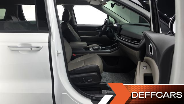 Kia CARNIVAL 9-Seater Noblesse купить на сайте DeffCars