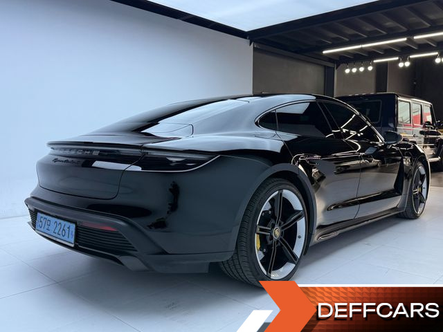 Porsche TAYCAN Turbo S купить на сайте DeffCars
