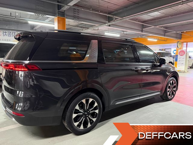 Kia CARNIVAL 9-Seater Signature купить на сайте DeffCars