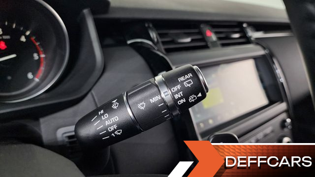 Land Rover DISCOVERY 2.0 SD4 SE купить на сайте DeffCars