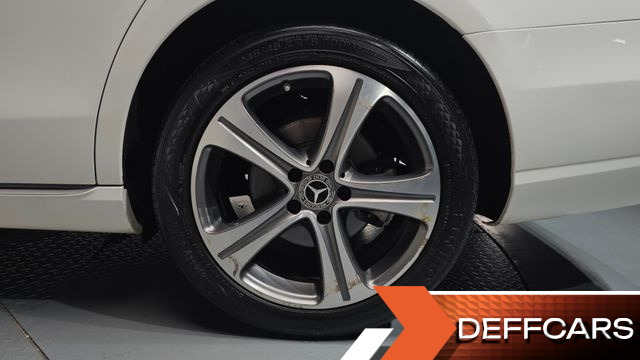 Mercedes E-CLASS E300 4MATIC Avnatgarde купить на сайте DeffCars