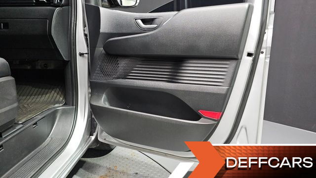 Hyundai STARIA L3.5 Cargo 5-Seater Modern купить на сайте DeffCars