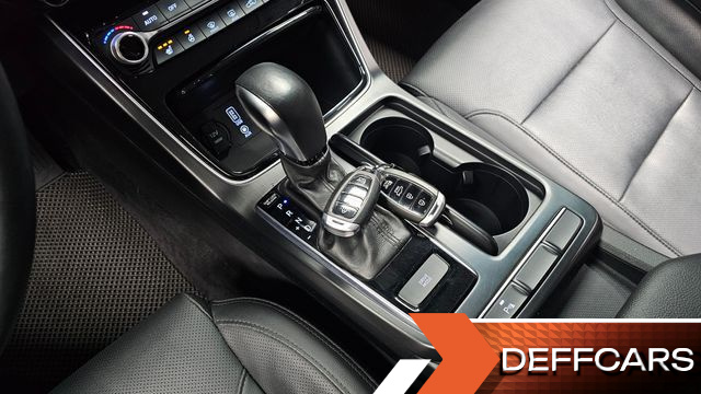 Hyundai GRANDEUR 3.0 LPi Modern Basic (Rental Car) купить на сайте DeffCars