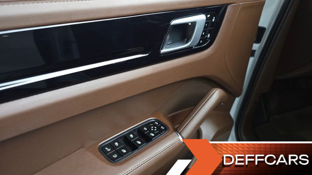 Porsche CAYENNE 3.0 E-Hybrid Coupe купить на сайте DeffCars