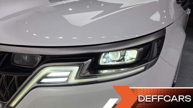 Kia CARNIVAL Gasoline 7-Seater Signature купить на сайте DeffCars