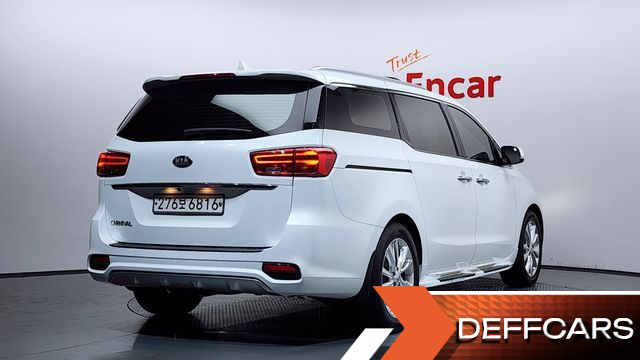 Kia CARNIVAL 9-Seater Prstige купить на сайте DeffCars