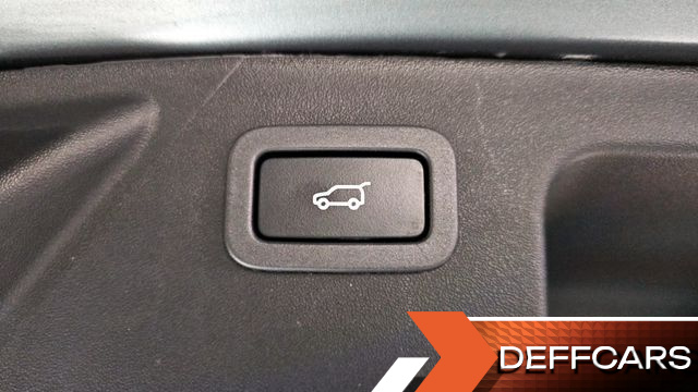 Land Rover DISCOVERY SPORT 2.0 TD4 HSE Luxury купить на сайте DeffCars