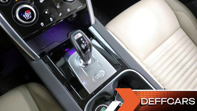 Land Rover DISCOVERY SPORT P250 SE купить на сайте DeffCars