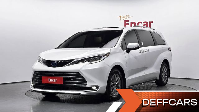 Toyota SIENNA 2.5 Hybrid AWD купить на сайте DeffCars