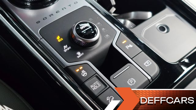 Kia SORENTO HEV 1.6 4WD Gravity купить на сайте DeffCars