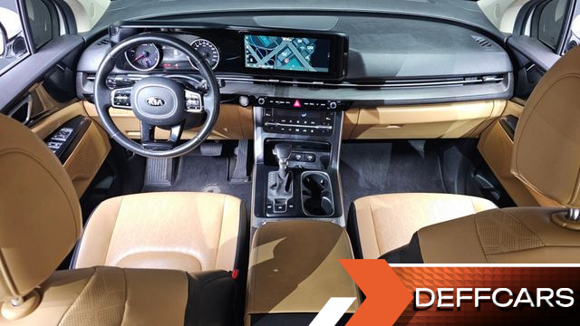 Kia CARNIVAL 9-Seater Prestige купить на сайте DeffCars