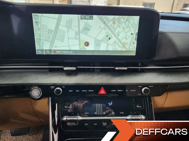 Kia CARNIVAL 9-Seater Signature купить на сайте DeffCars