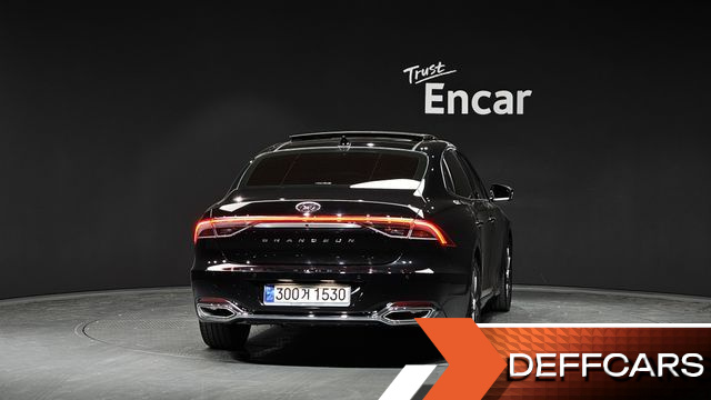 Hyundai GRANDEUR 2.5 Le Blanc купить на сайте DeffCars