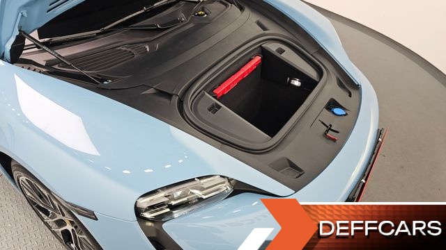 Porsche TAYCAN Base купить на сайте DeffCars