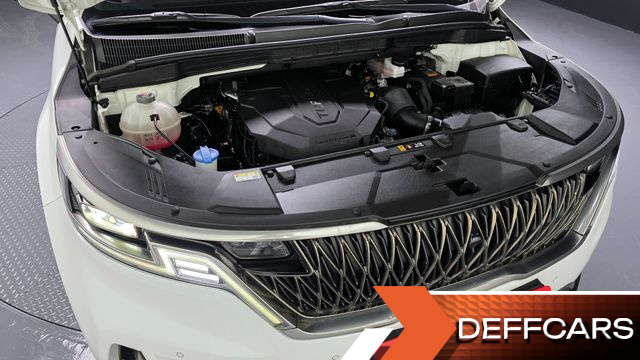 Kia CARNIVAL 9-Seater Noblesse купить на сайте DeffCars