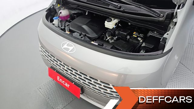 Hyundai STARIA Cargo 5-Seater Modern купить на сайте DeffCars