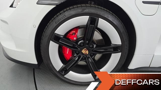 Porsche TAYCAN 4S купить на сайте DeffCars