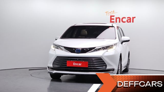 Toyota SIENNA 2.5 Hybrid AWD купить на сайте DeffCars