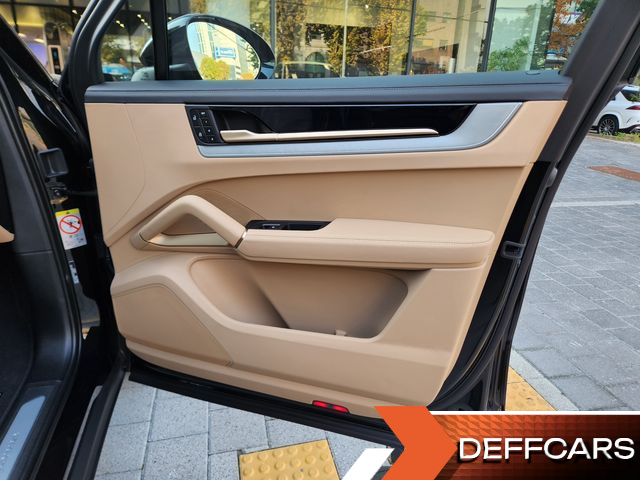 Porsche CAYENNE 3.0 купить на сайте DeffCars