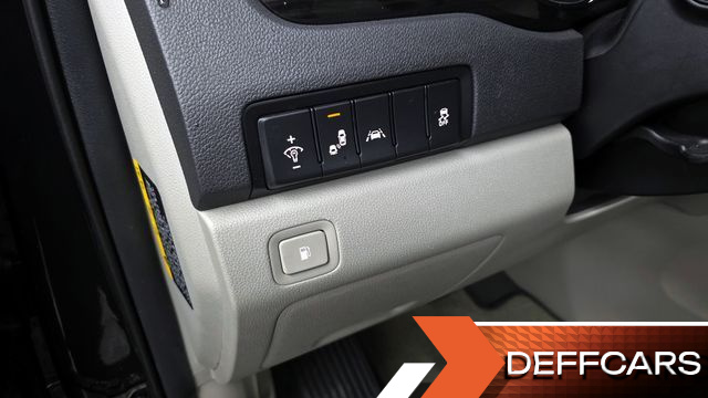 Kia CARNIVAL 9-Seater Prstige купить на сайте DeffCars