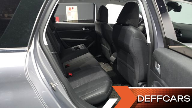Peugeot 308 1.6 BlueHDi Allure купить на сайте DeffCars