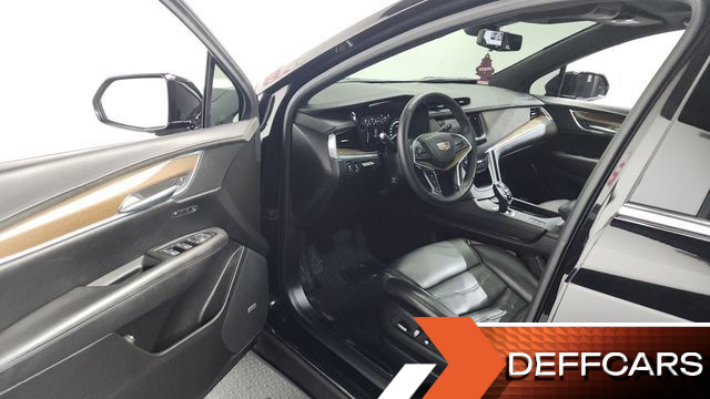 Cadillac XT5 3.6 Platinum купить на сайте DeffCars