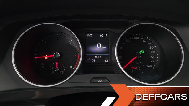 Volkswagen TIGUAN 2.0 TDI Premium купить на сайте DeffCars