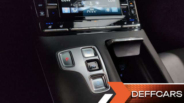Hyundai GRANDEUR 2.5 Premium Choice купить на сайте DeffCars