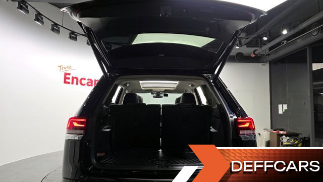 Volkswagen ATLAS 2.0 TSI R-LINE 6-Seater купить на сайте DeffCars