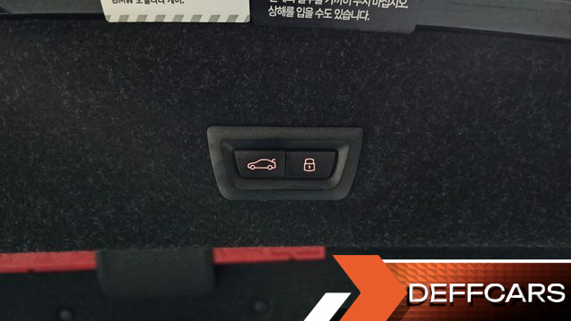 BMW 3-SERIES 320i M Sport купить на сайте DeffCars