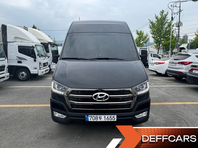 Hyundai SOLATI 15-seater Luxury купить на сайте DeffCars