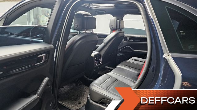 Porsche CAYENNE 3.0 купить на сайте DeffCars