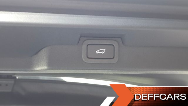 Land Rover DISCOVERY 3.0 SD6 HSE Luxury купить на сайте DeffCars
