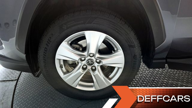 Toyota RAV4 2.5 2WD купить на сайте DeffCars