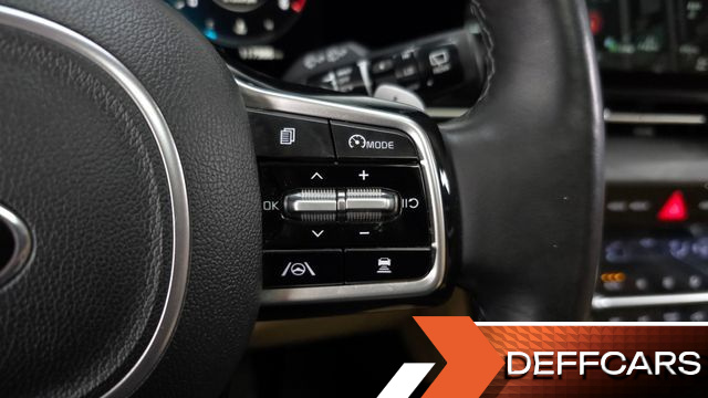 Kia CARNIVAL 9-Seater Noblesse купить на сайте DeffCars