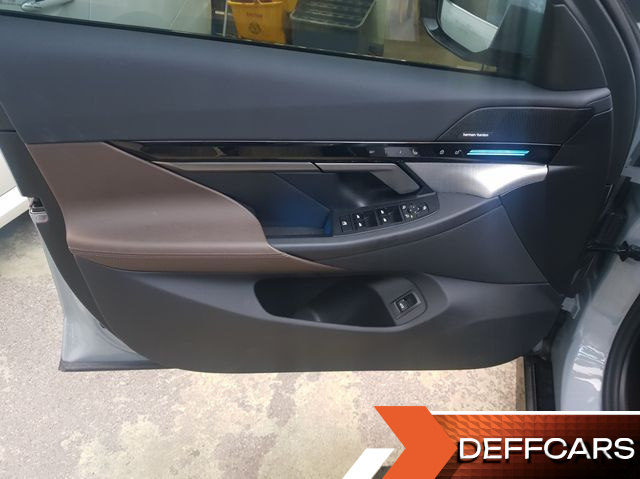 BMW 5-SERIES 520i M Sport купить на сайте DeffCars