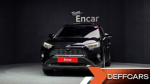 Toyota RAV4 2.5 2WD купить на сайте DeffCars