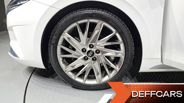 Hyundai GRANDEUR 2.5 Calligraphy купить на сайте DeffCars