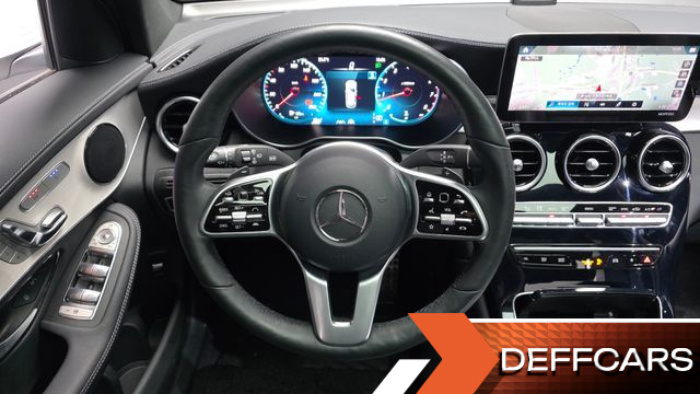 Mercedes GLC-CLASS GLC300 4MATIC Premium купить на сайте DeffCars