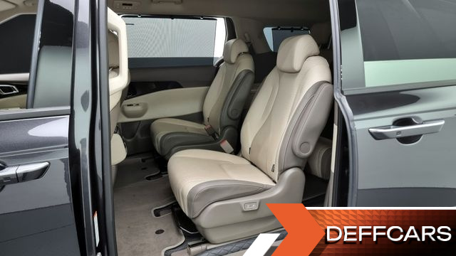 Kia CARNIVAL HEV 9seater Gravity купить на сайте DeffCars