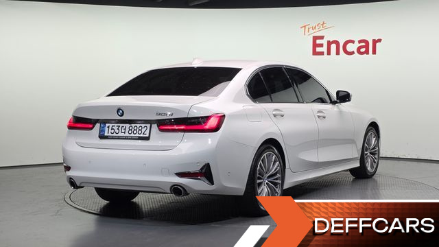 BMW 3-SERIES 320i Luxury купить на сайте DeffCars