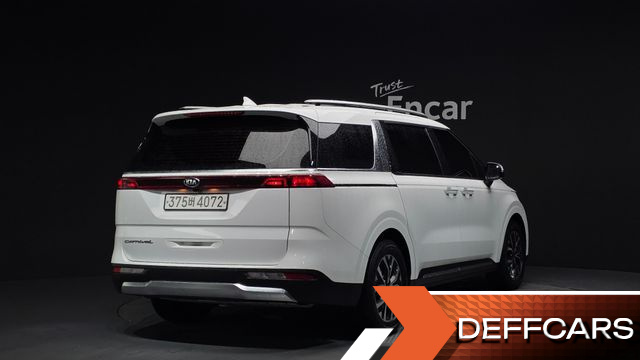 Kia CARNIVAL 9-Seater Noblesse купить на сайте DeffCars