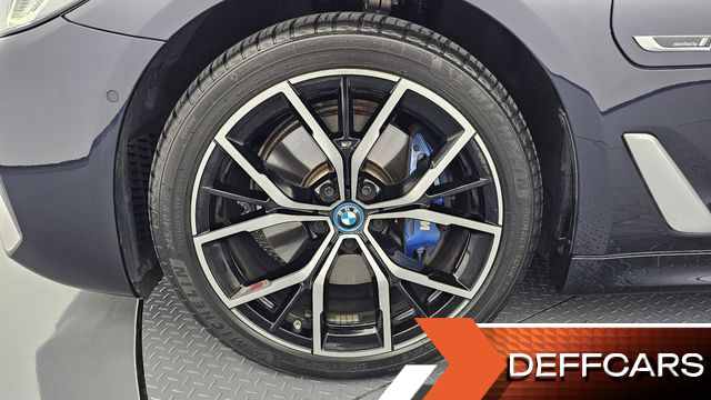 BMW 5-SERIES 530e M Sport купить на сайте DeffCars