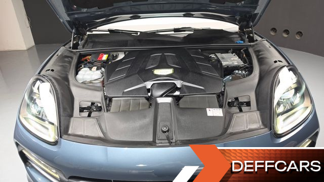 Porsche CAYENNE 3.0 купить на сайте DeffCars